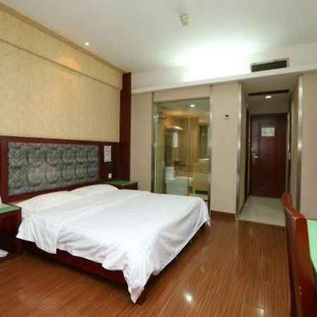 גואנגג'ואו Yile Hotel מראה חיצוני תמונה