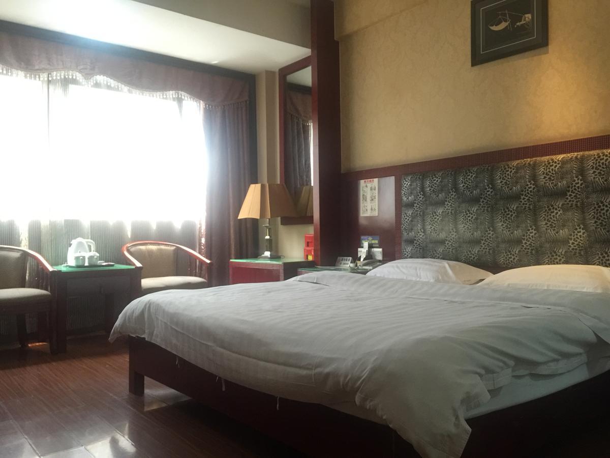 גואנגג'ואו Yile Hotel מראה חיצוני תמונה