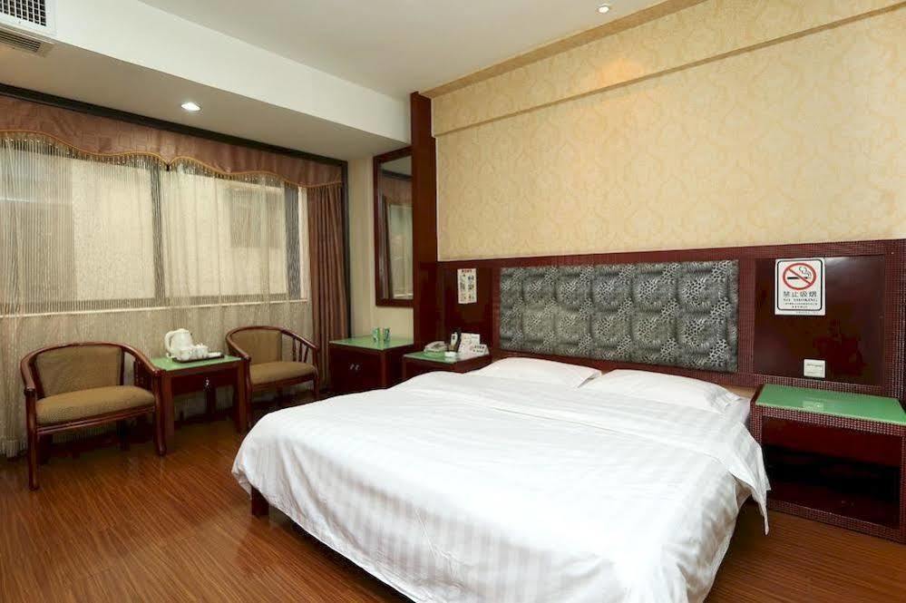 גואנגג'ואו Yile Hotel מראה חיצוני תמונה